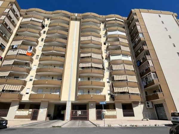 appartamento in vendita a Bari in zona San Paolo