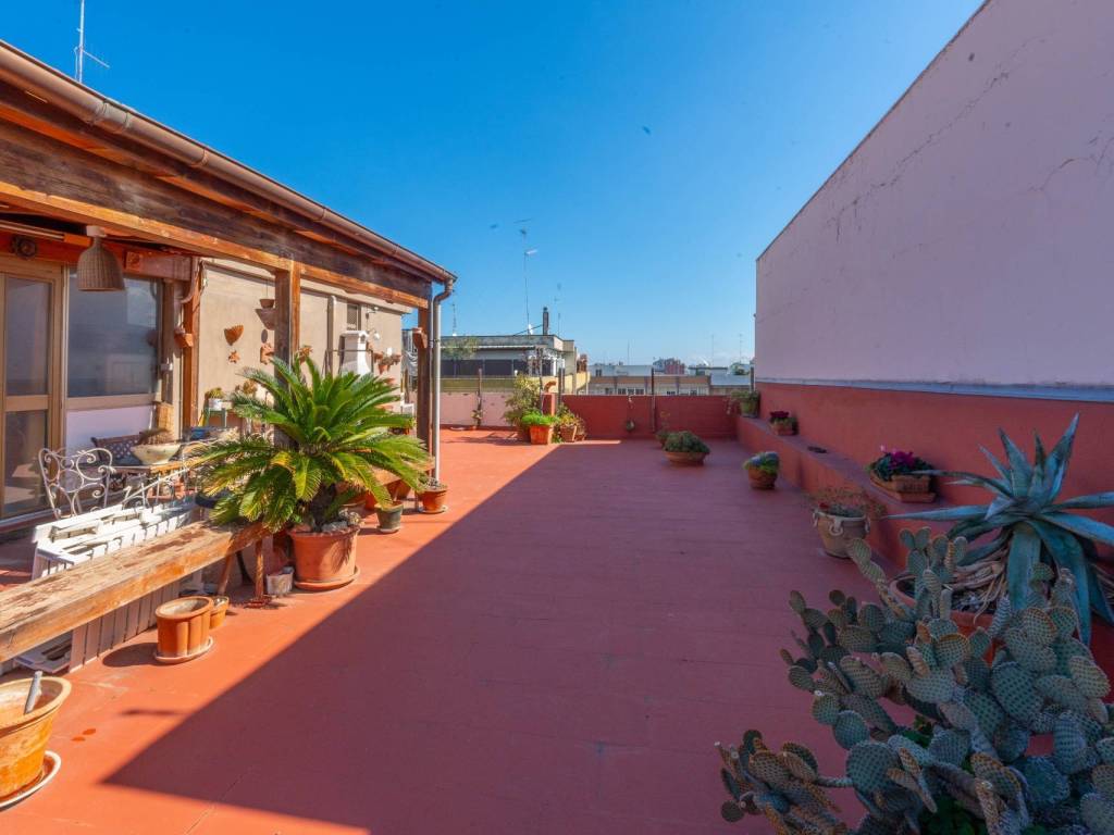 appartamento in vendita a Bari in zona Picone