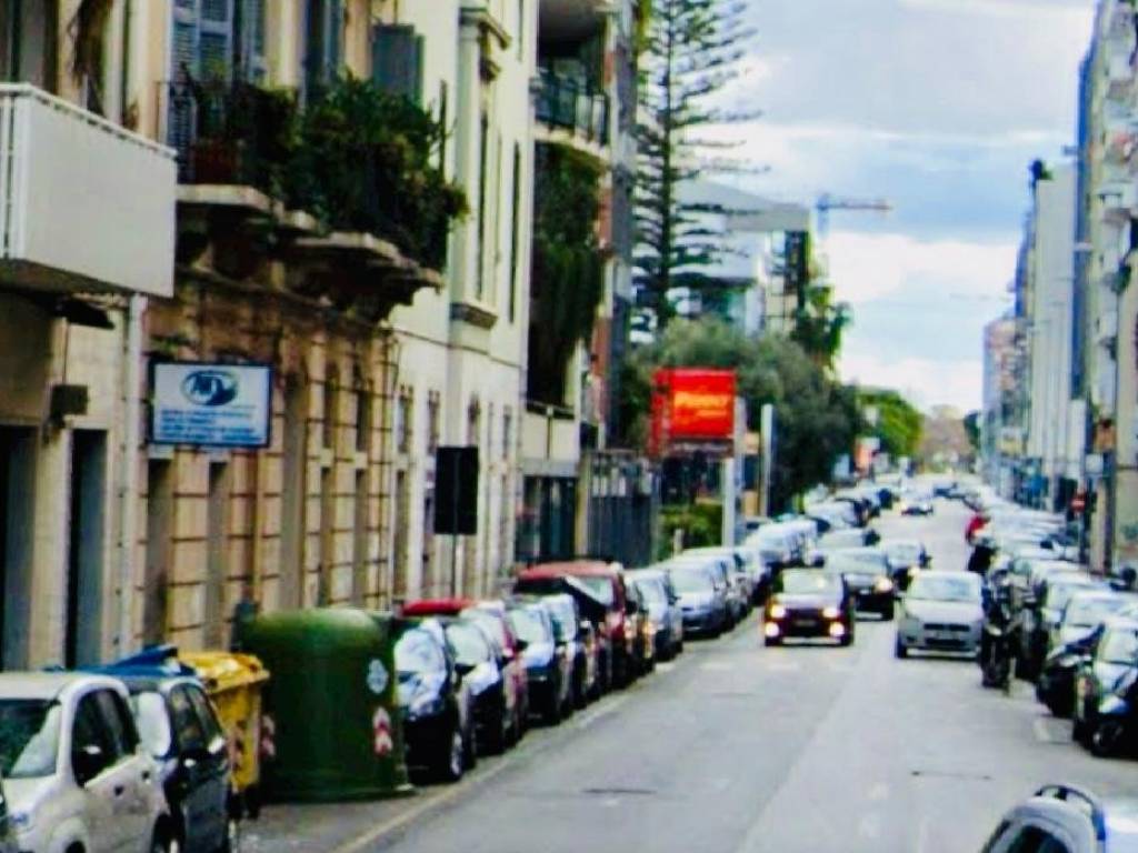 negozio in vendita a Bari in zona San Giorgio