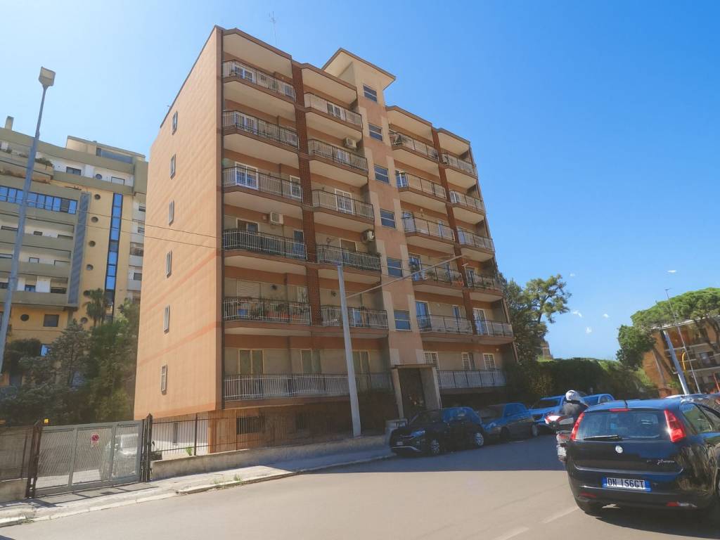appartamento in vendita a Bari in zona Poggiofranco