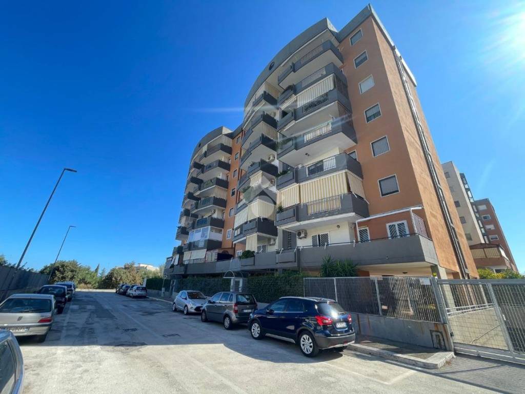 appartamento in vendita a Bari in zona San Paolo