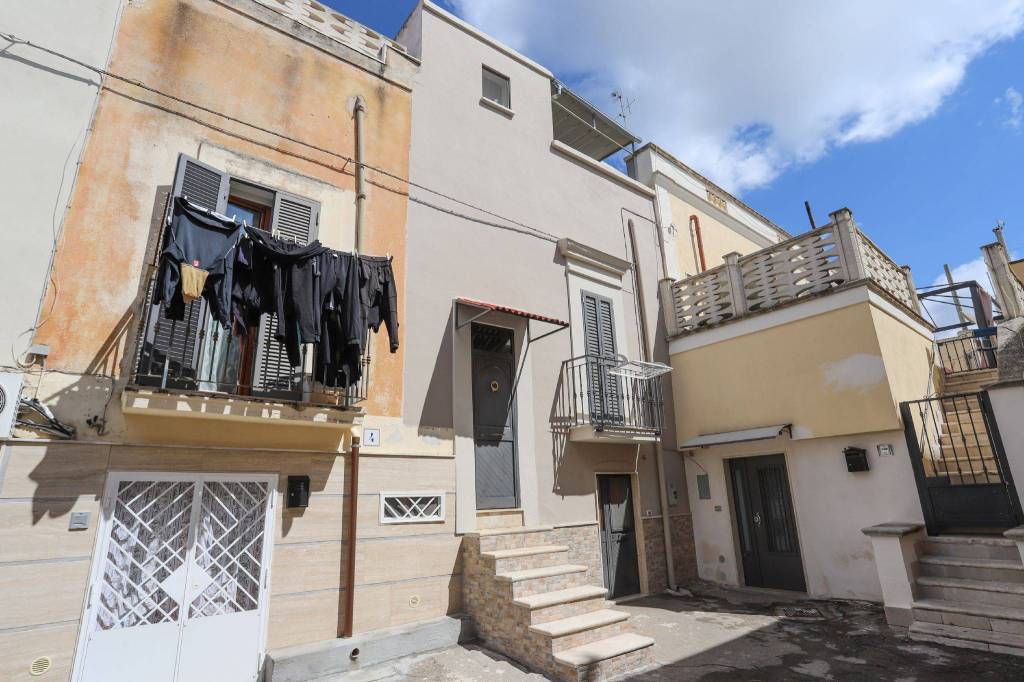 casa indipendente in vendita a Bari in zona Madonnella