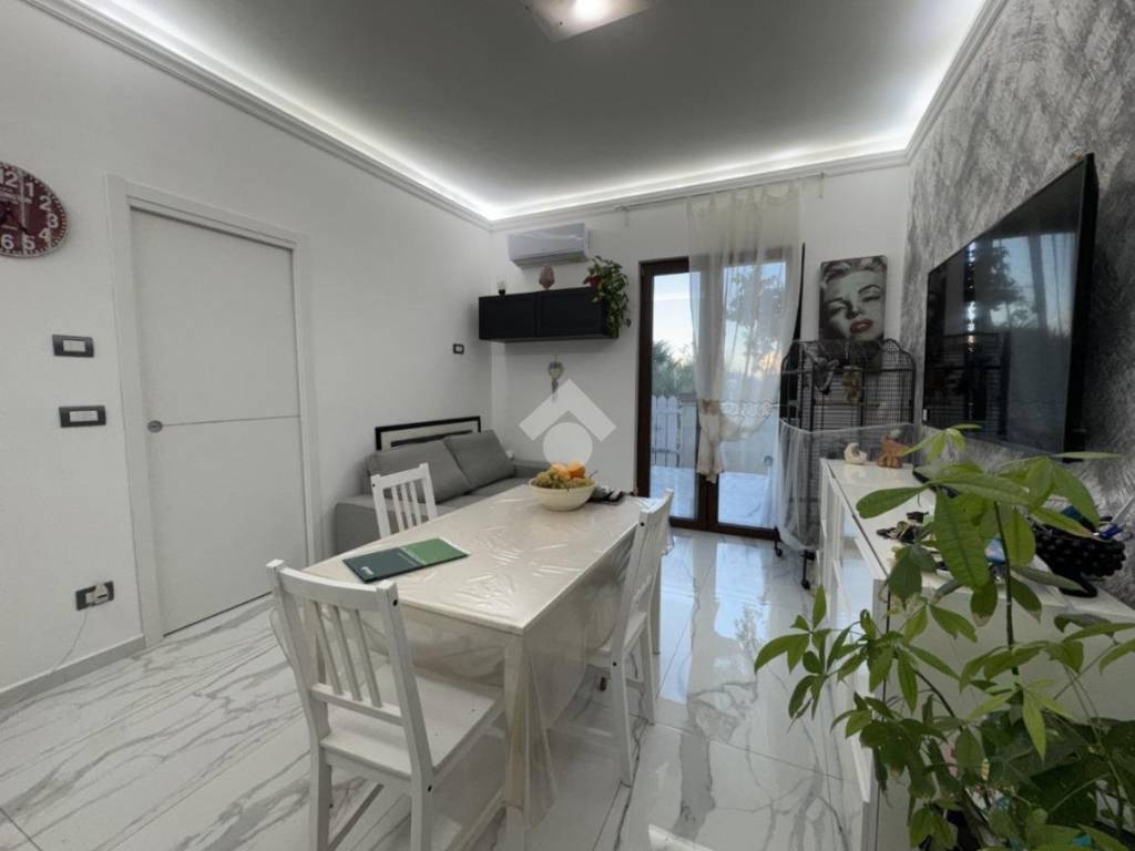appartamento in vendita a Bari in zona Palese/Macchie