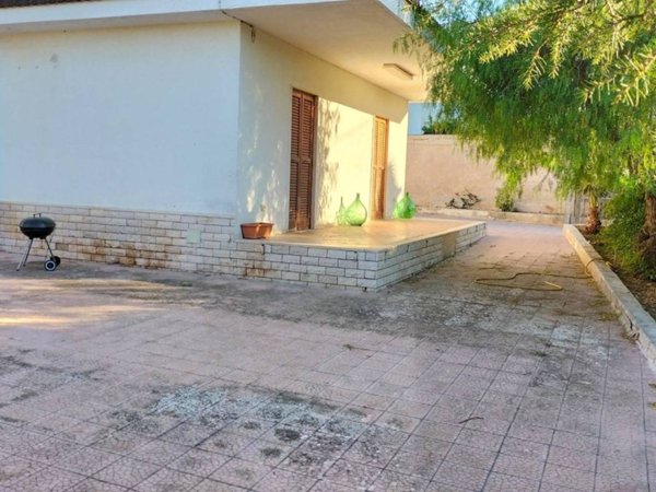 casa indipendente in vendita a Bari in zona Stanic