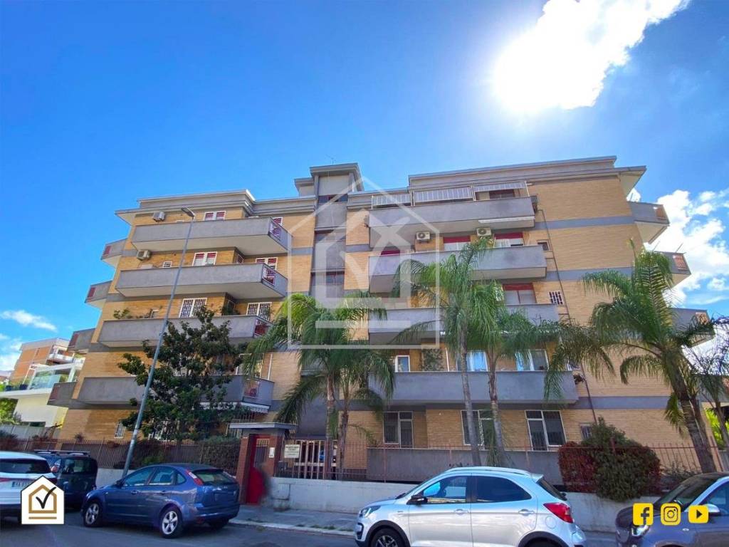 appartamento in vendita a Bari in zona Carrassi