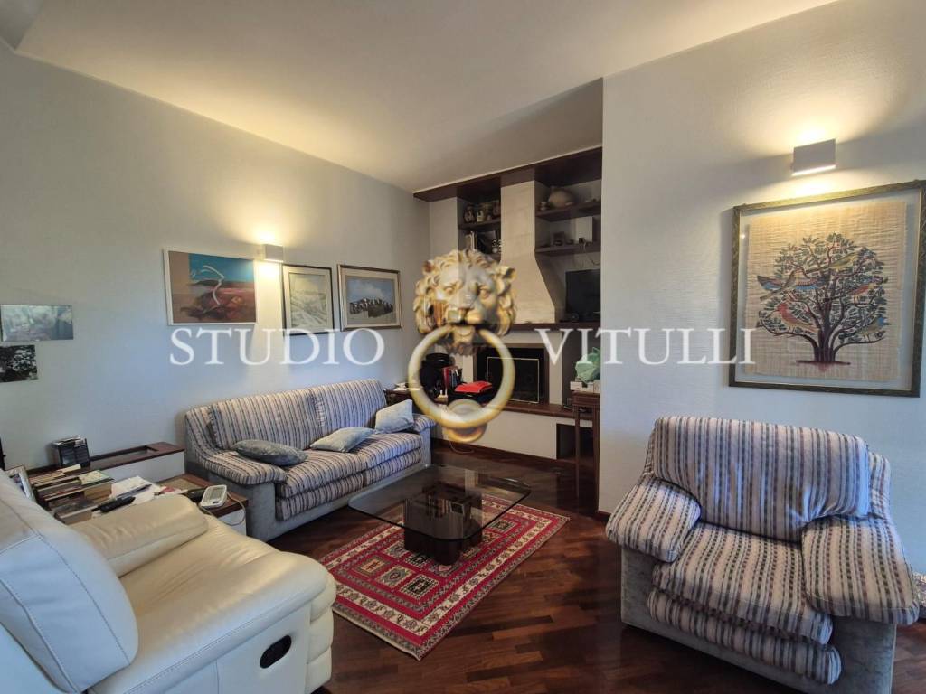 casa indipendente in vendita a Bari in zona Carbonara