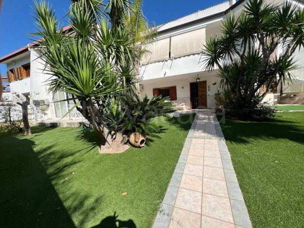 casa indipendente in vendita a Bari in zona Poggiofranco