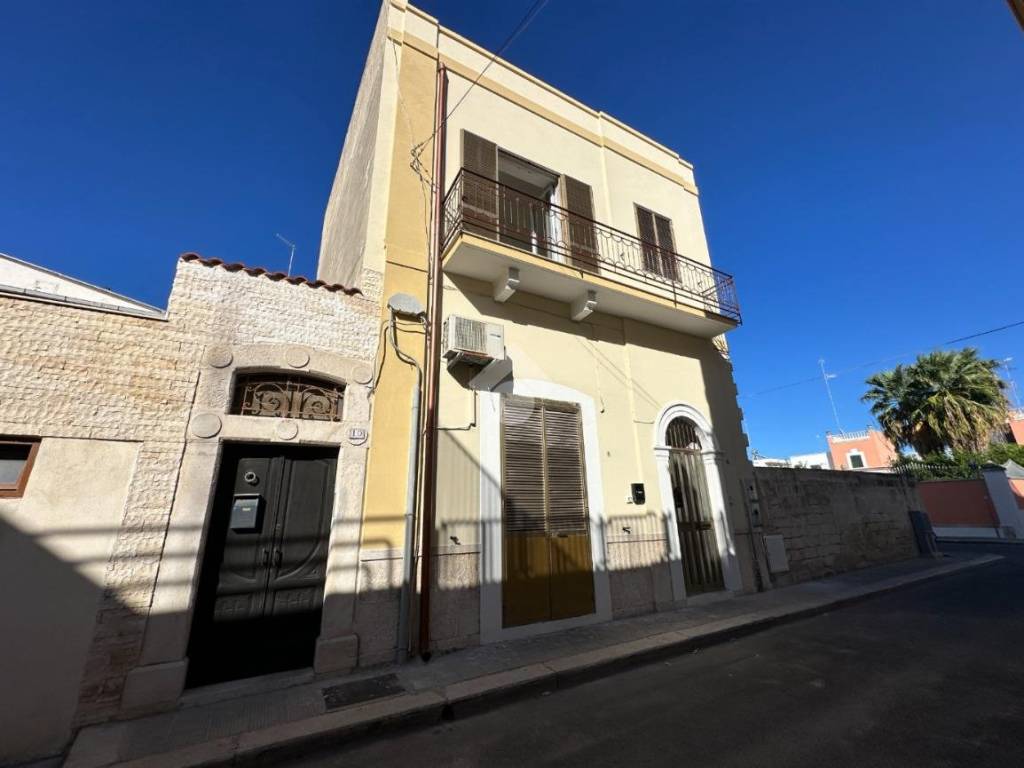 casa indipendente in vendita a Bari in zona Santo Spirito