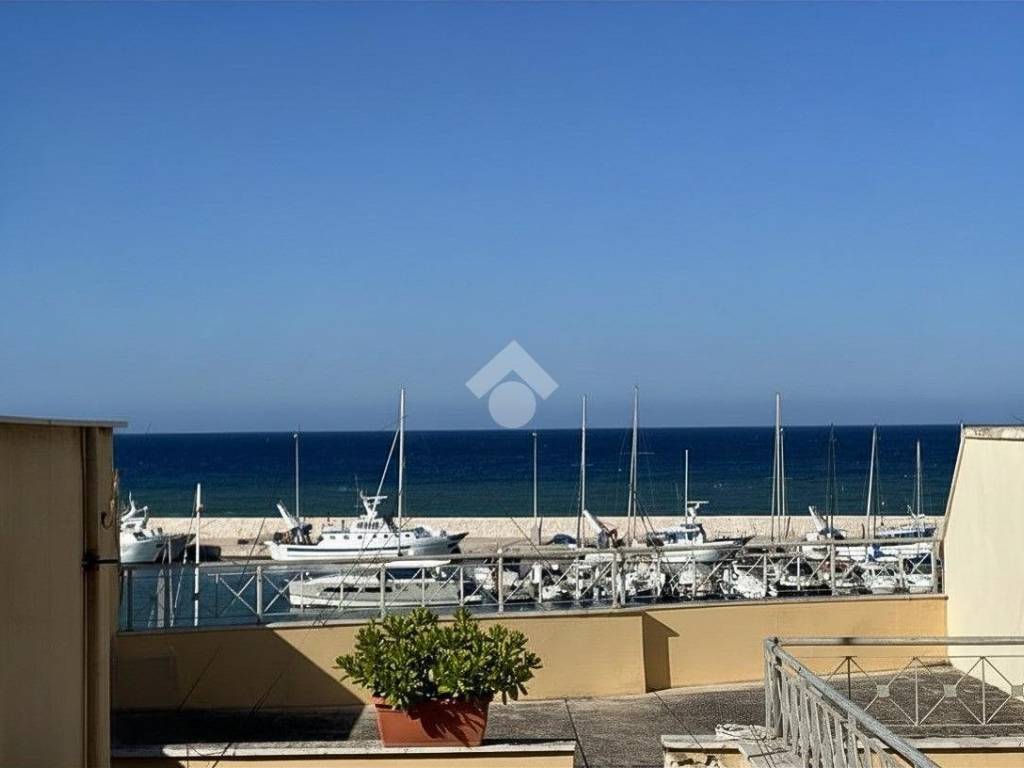 casa indipendente in vendita a Bari in zona Santo Spirito