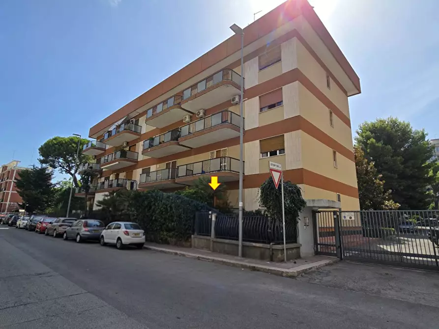 locale commerciale in vendita a Bari in zona San Pasquale