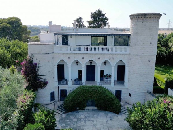 casa indipendente in vendita a Bari in zona Parco Adria