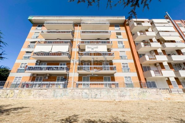 appartamento in vendita a Bari in zona Poggiofranco