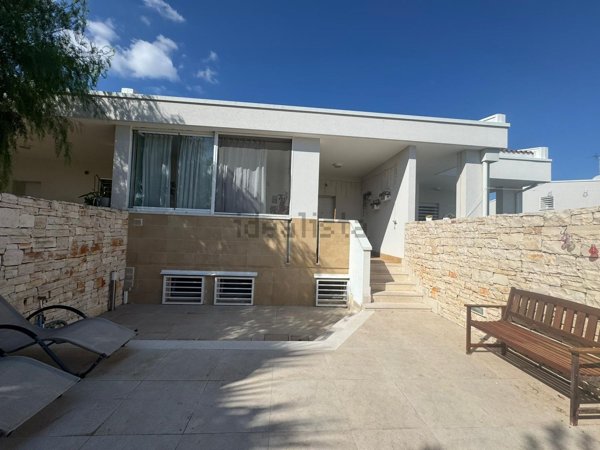 casa indipendente in vendita a Bari in zona Santo Spirito