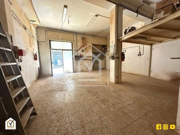 negozio in vendita a Bari in zona San Pasquale