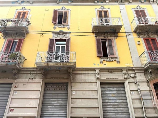locale di sgombero in vendita a Bari in zona San Pasquale