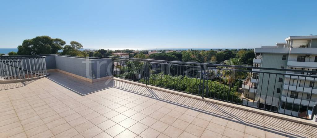 appartamento in vendita a Bari in zona Palese/Macchie