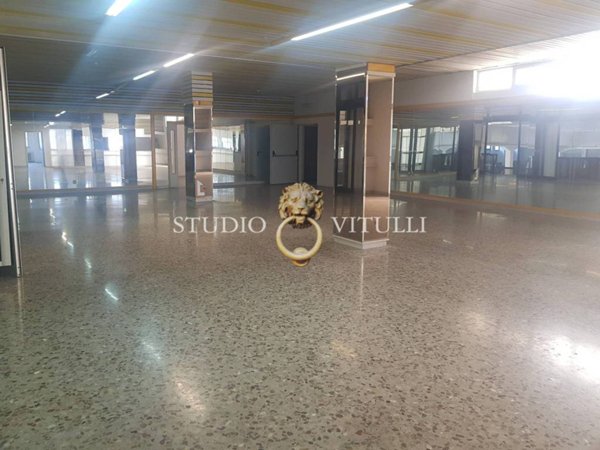 negozio in vendita a Bari in zona San Giorgio