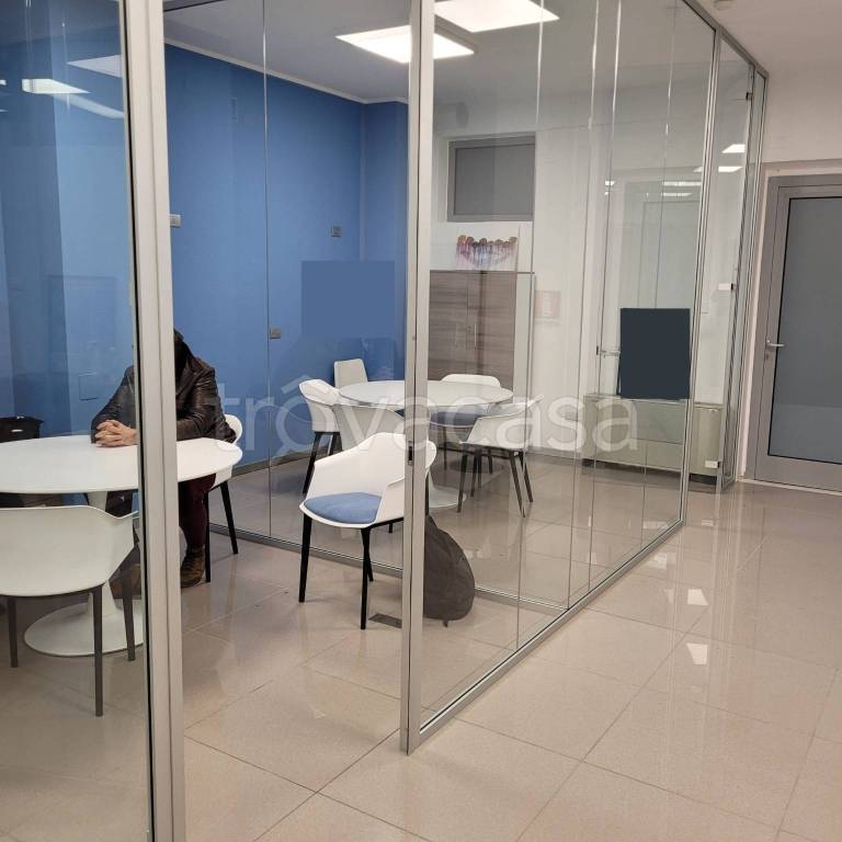 negozio in vendita a Bari in zona San Pasquale