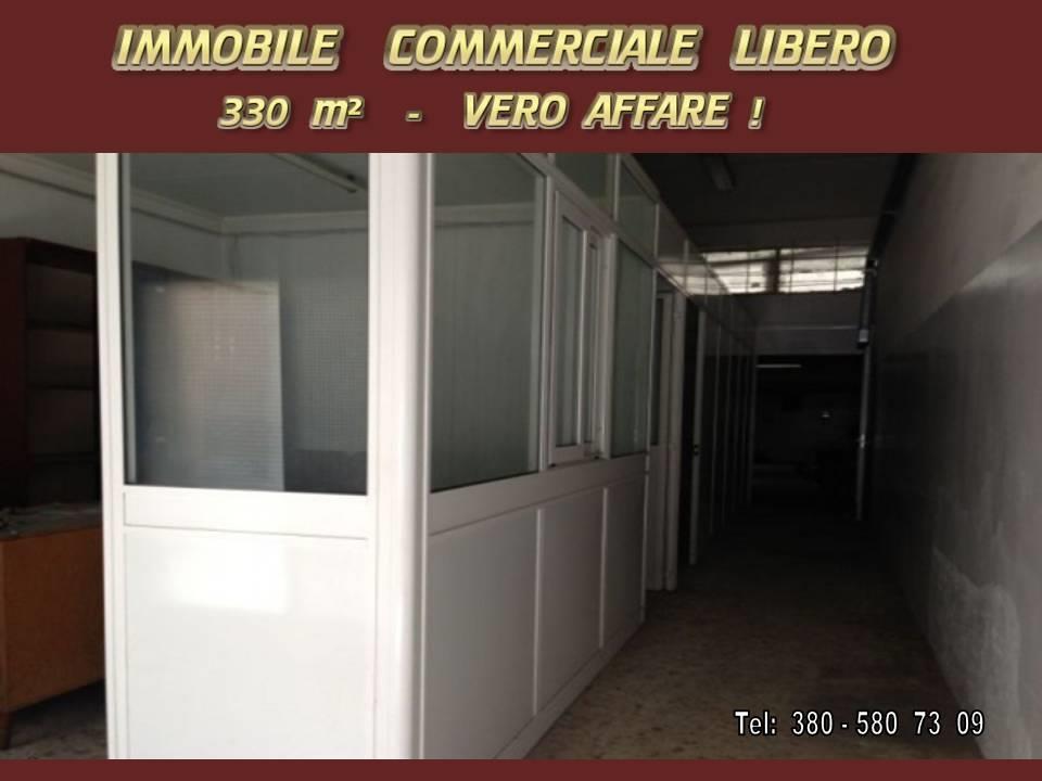 locale di sgombero in vendita a Bari in zona Picone
