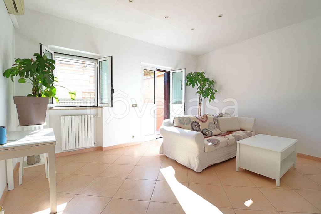 casa indipendente in vendita a Bari in zona Carbonara