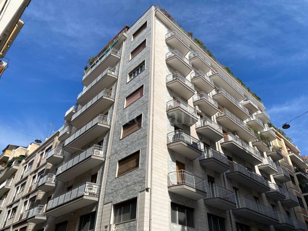 casa indipendente in vendita a Bari in zona Murat