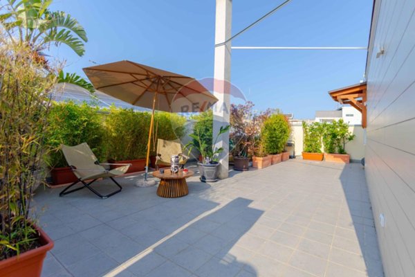 appartamento in vendita a Bari in zona Palese/Macchie