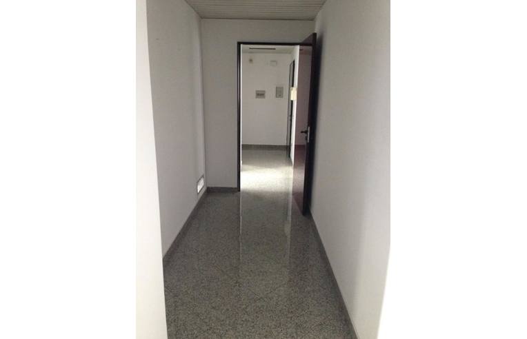 ufficio in vendita a Bari in zona San Pasquale