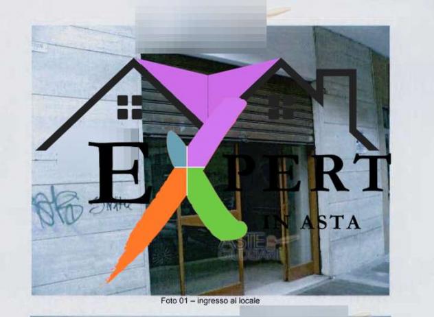 locale commerciale in vendita a Bari in zona Carrassi