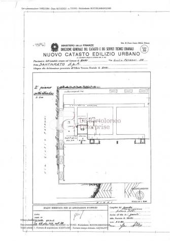 locale commerciale in vendita a Bari in zona Poggiofranco