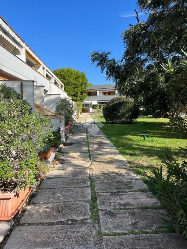 appartamento in vendita a Bari in zona Torre a Mare