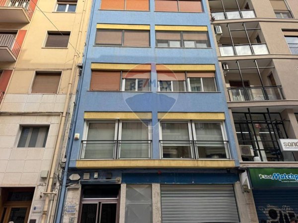 locale commerciale in vendita a Bari in zona Murat