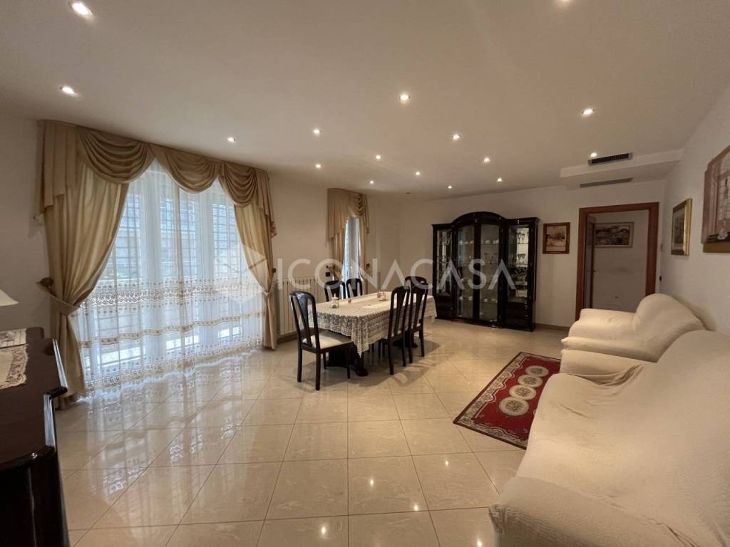 appartamento in vendita a Bari in zona Japigia