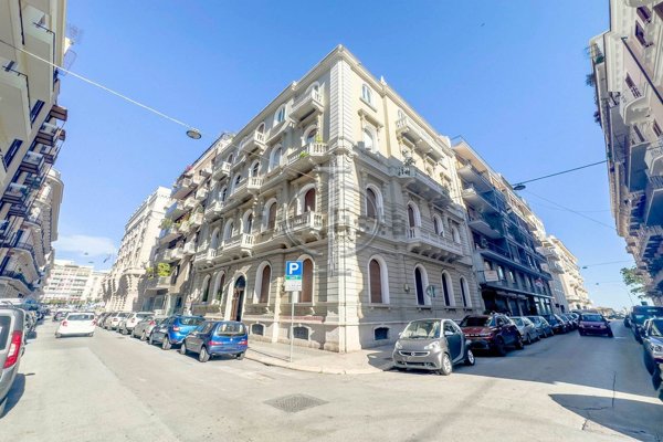 appartamento in vendita a Bari in zona Murat