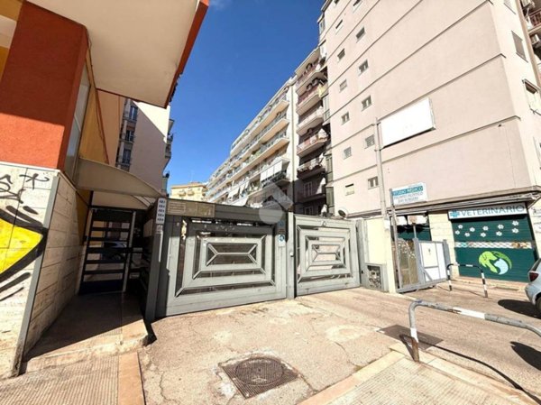 appartamento in vendita a Bari in zona Picone