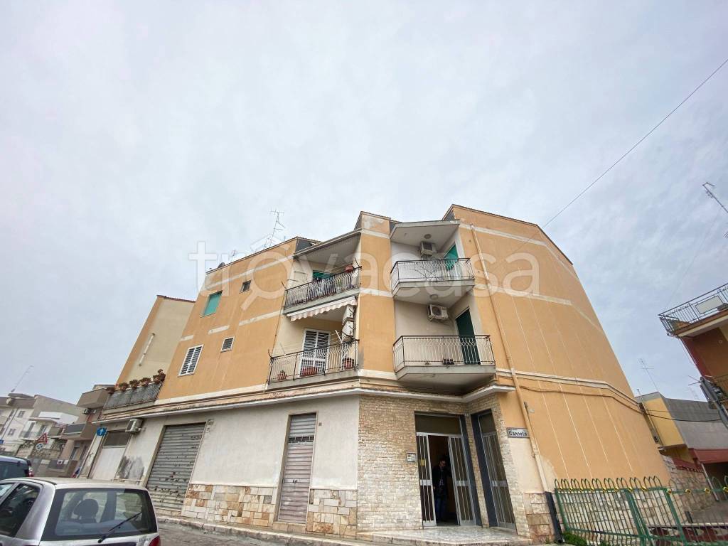 appartamento in vendita a Bari in zona Carbonara