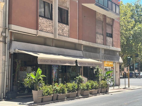 casa indipendente in vendita a Bari in zona Murat