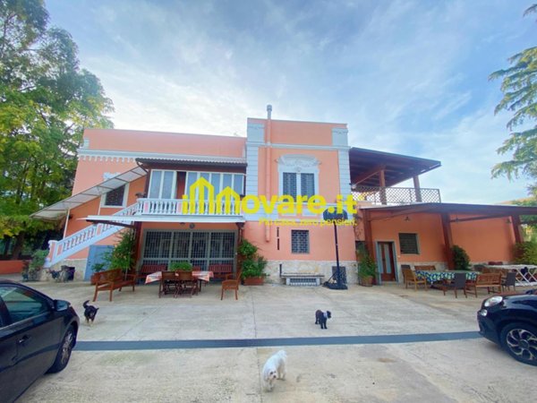 casa indipendente in vendita a Bari in zona Mungivacca