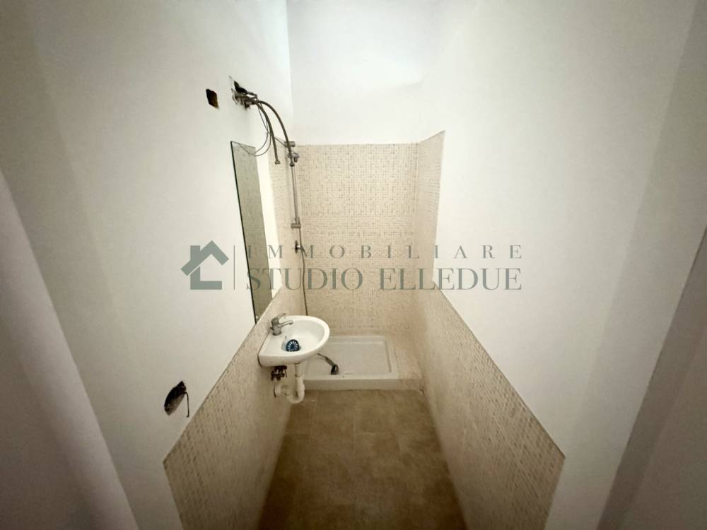 locale commerciale in vendita a Bari in zona Città Vecchia