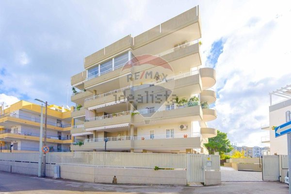 appartamento in vendita a Bari in zona Ceglie del Campo