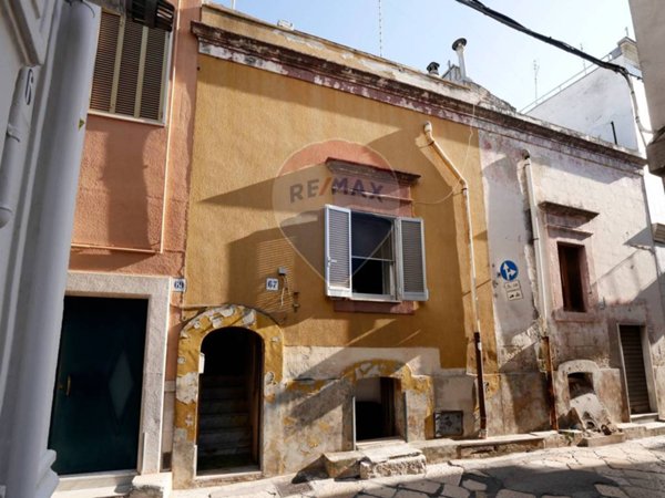casa indipendente in vendita a Bari in zona Carbonara