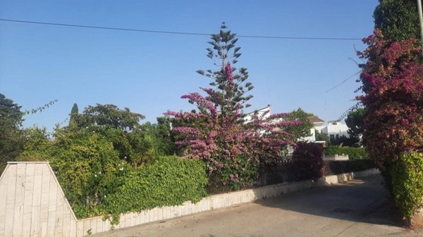 casa indipendente in vendita a Bari in zona Fesca