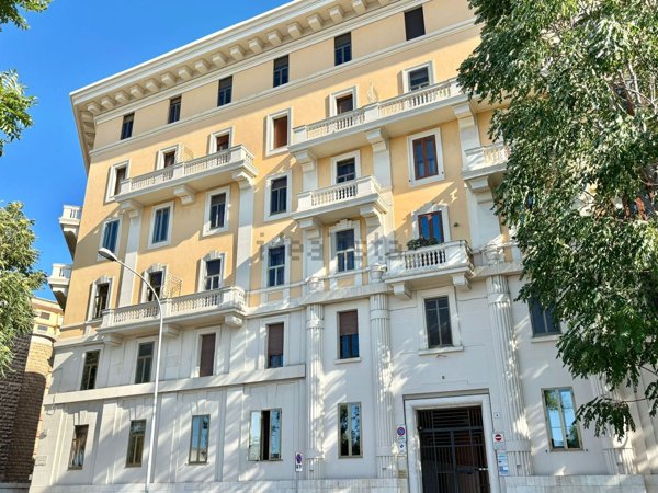 appartamento in vendita a Bari in zona Murat