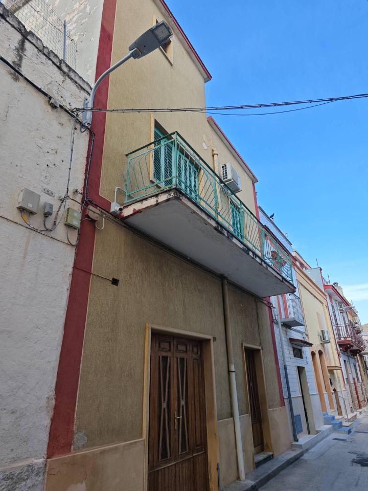casa indipendente in vendita a Bari in zona Carbonara