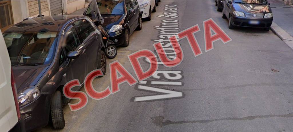 negozio in vendita a Bari in zona Libertà