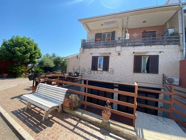 casa indipendente in vendita a Bari in zona Japigia