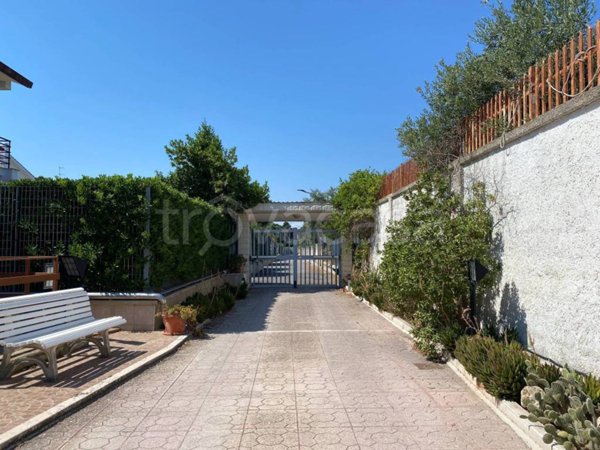 casa indipendente in vendita a Bari in zona Japigia