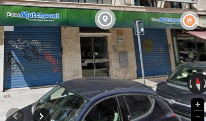 negozio in vendita a Bari in zona Murat