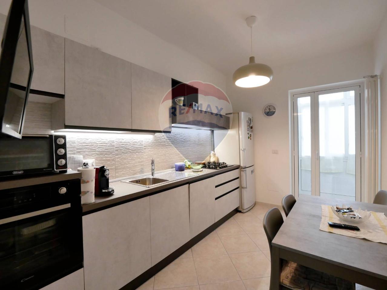 appartamento in vendita a Bari in zona Carrassi