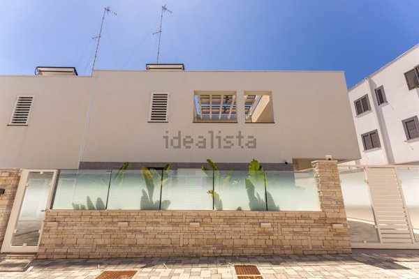 casa indipendente in vendita a Bari in zona Palese/Macchie