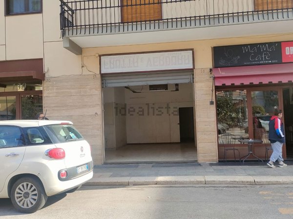 bivano in vendita a Bari in zona Picone